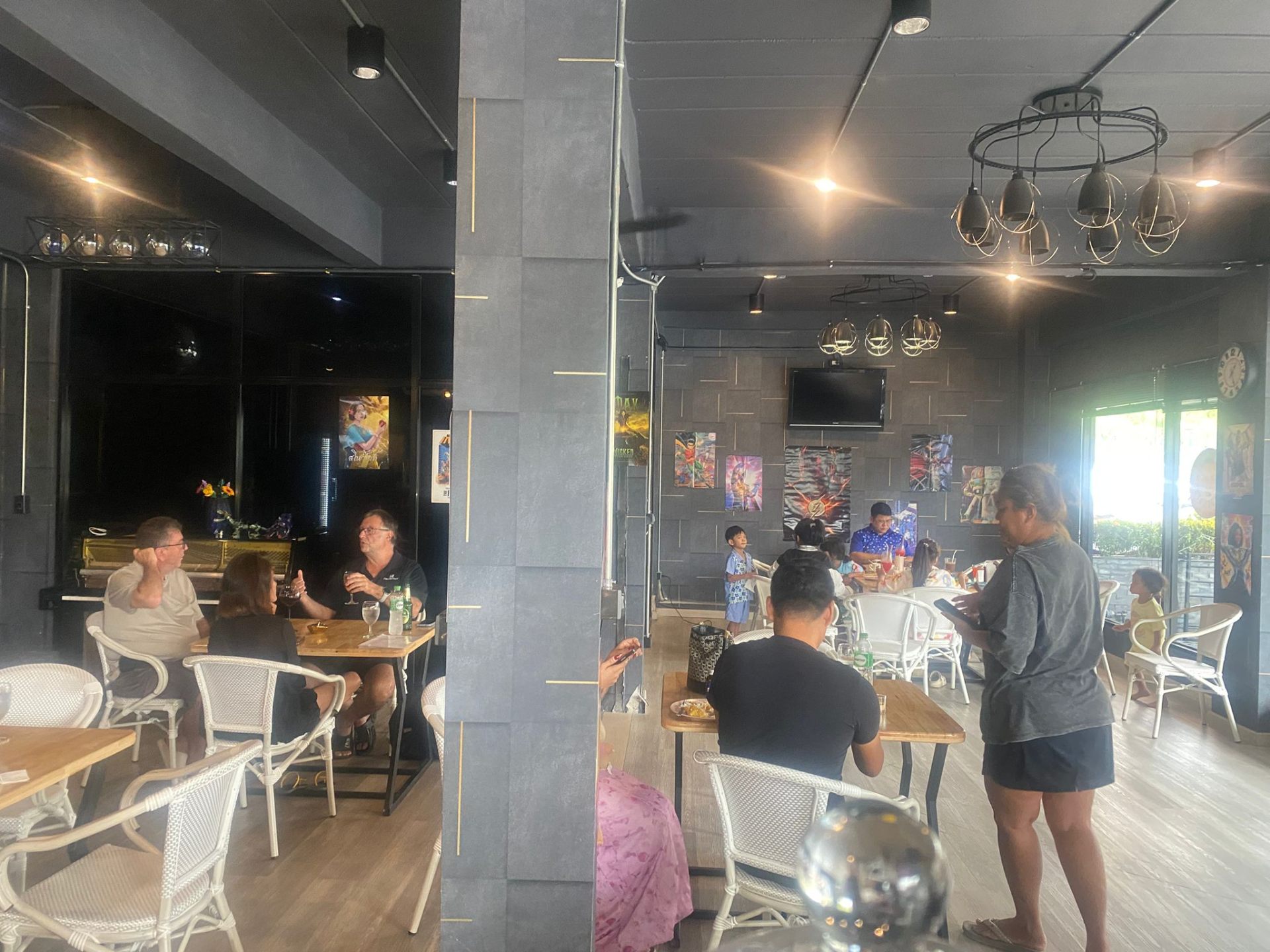 Blue Heaven restaurant interior by day